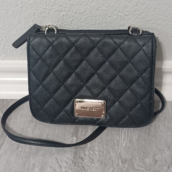Nine West Handbags - NINE WEST Black Quilted Crossbody